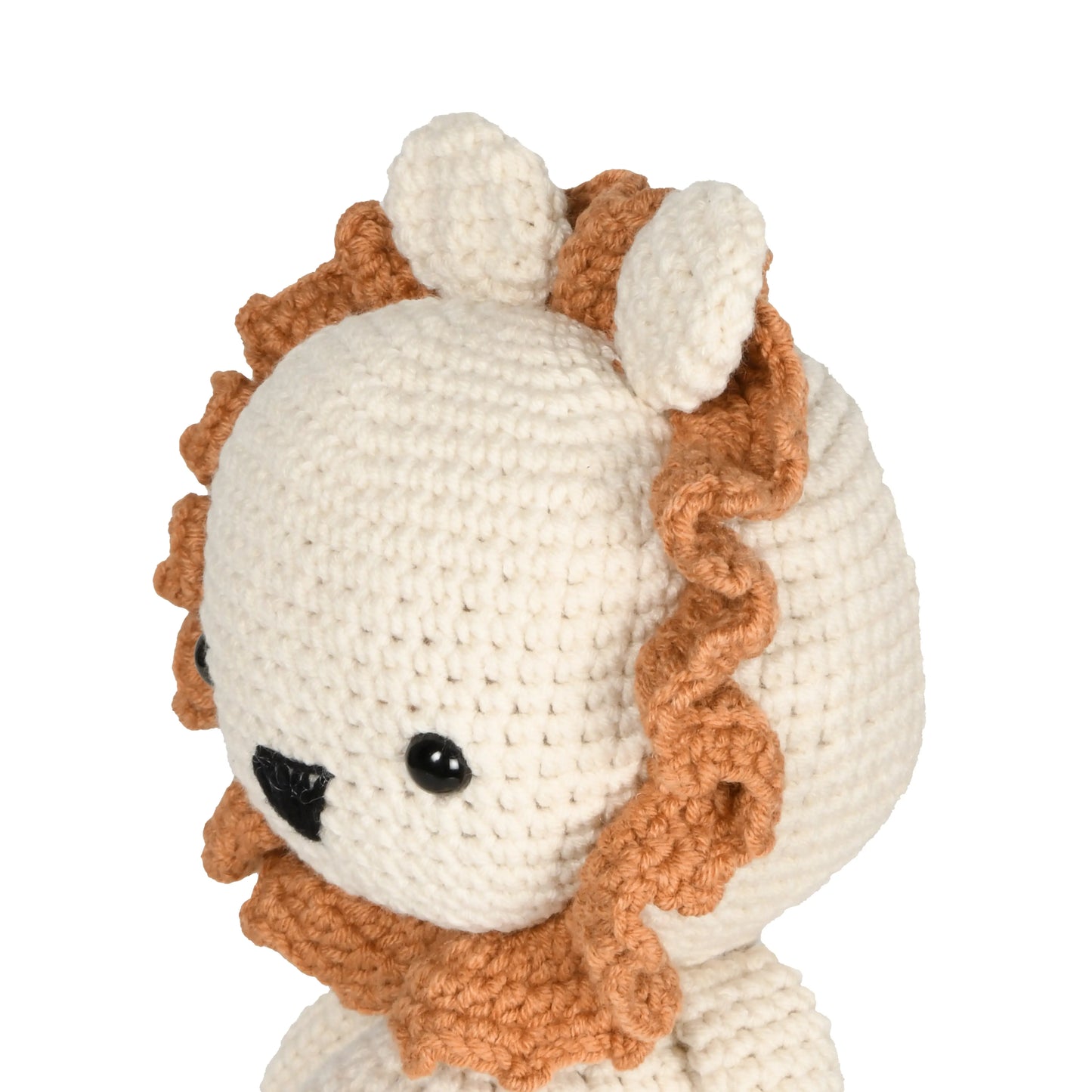 Handmade crochet lion amigurumi toy with golden mane, friendly expression, and adorable details.