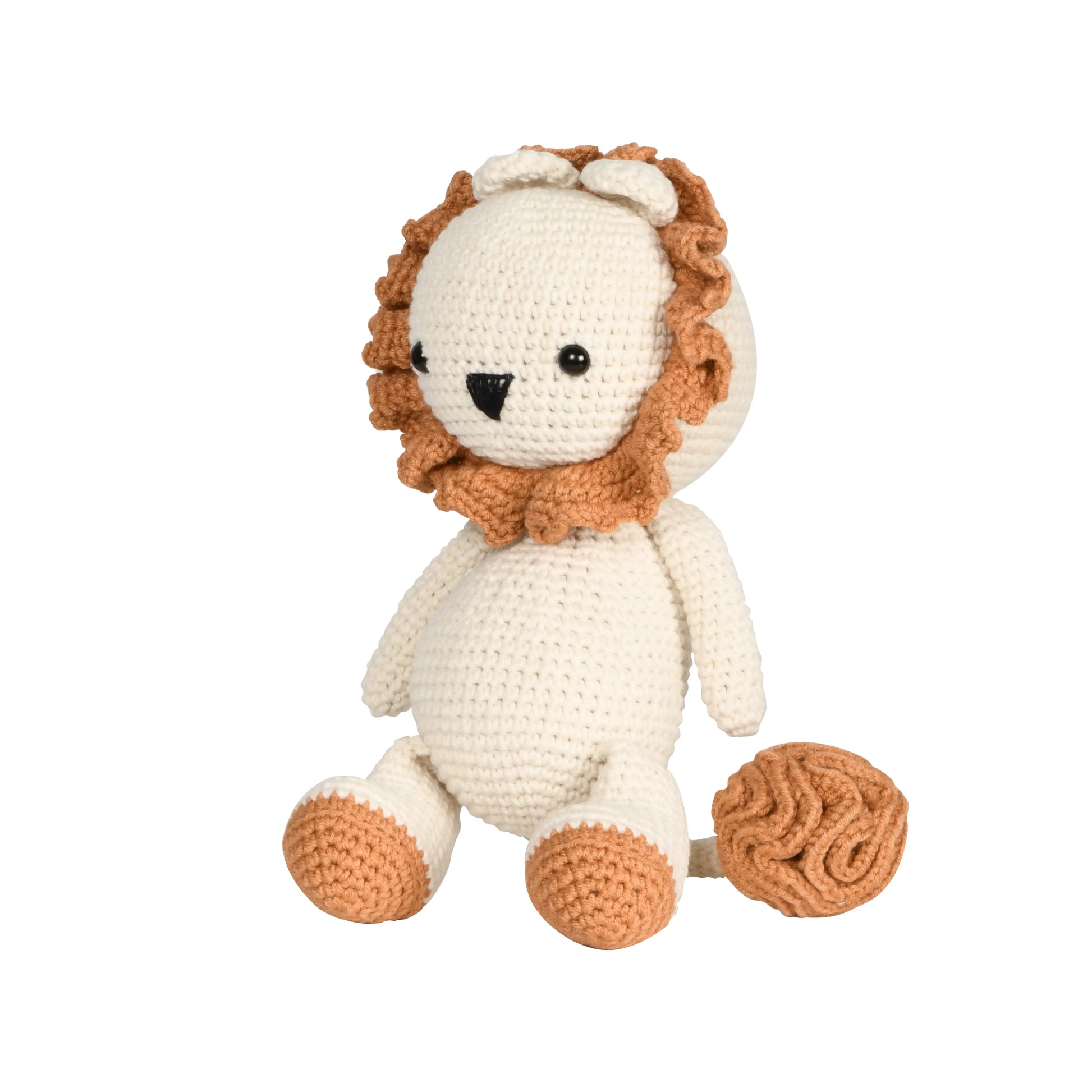 Handmade crochet lion amigurumi toy with golden mane, friendly expression, and adorable details.